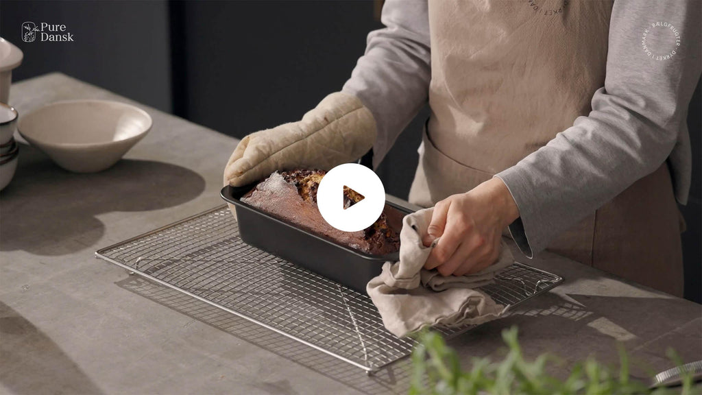 Bag med bælgfrugter: Sådan laver du en lækker glutenfri banankage med ærtemel