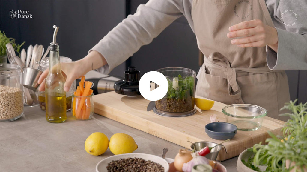 Sådan laver du en nem pesto med Anicia linser