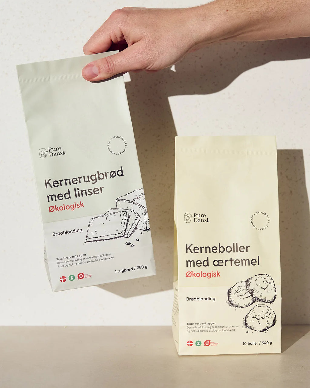 2 brødblandinger — En af hver