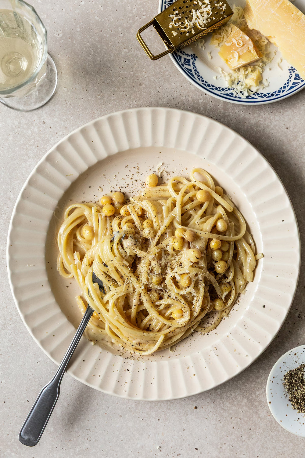 Cacio e Pepe med Ingrid ærter