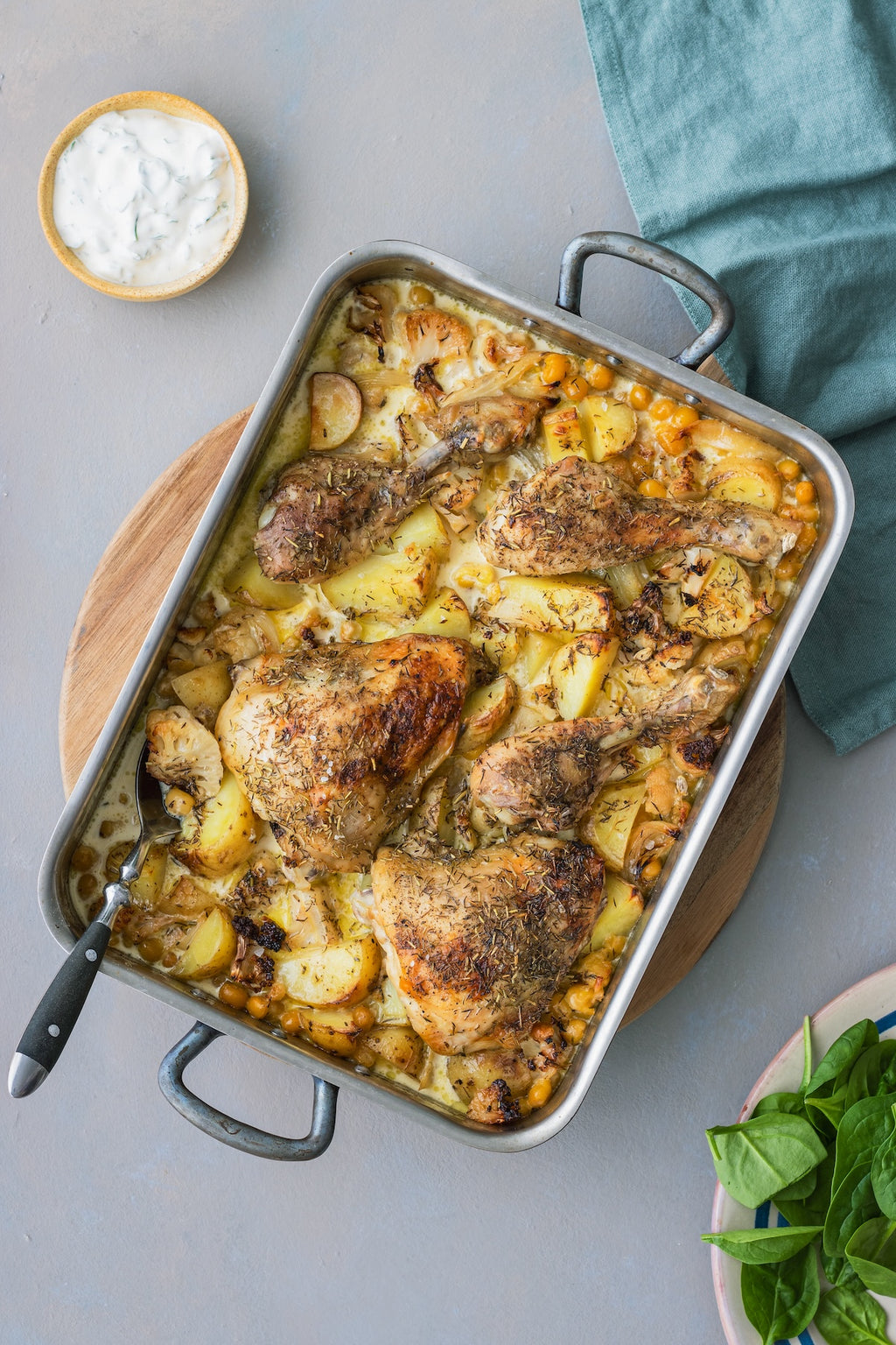 Citronmarineret kylling med Ingrid ærter, kartofler og blomkål