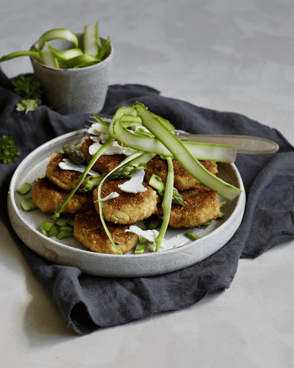 Deller med blomkål og Ingrid ærter