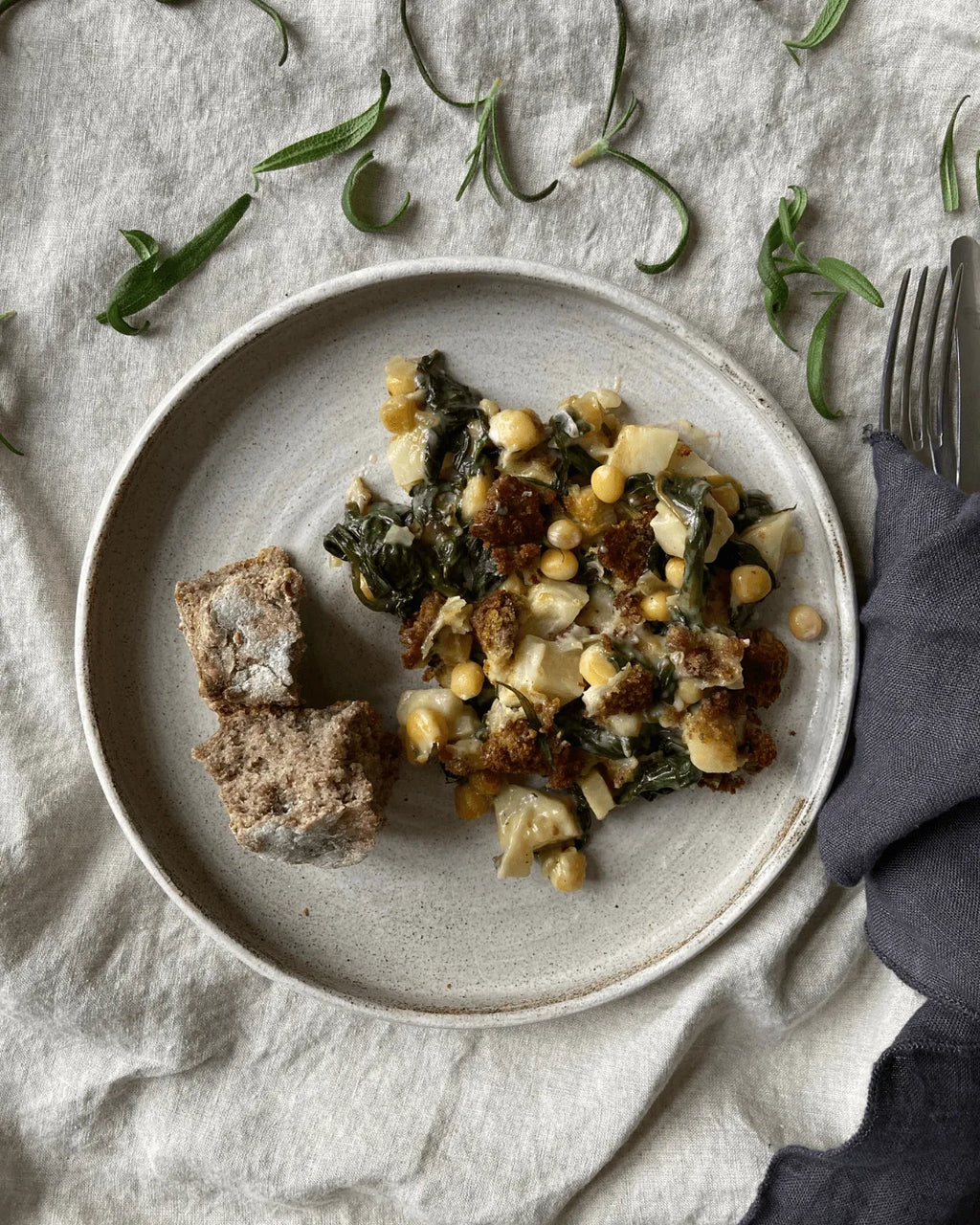Gratin med Ingrid ærter, knoldselleri og spinat