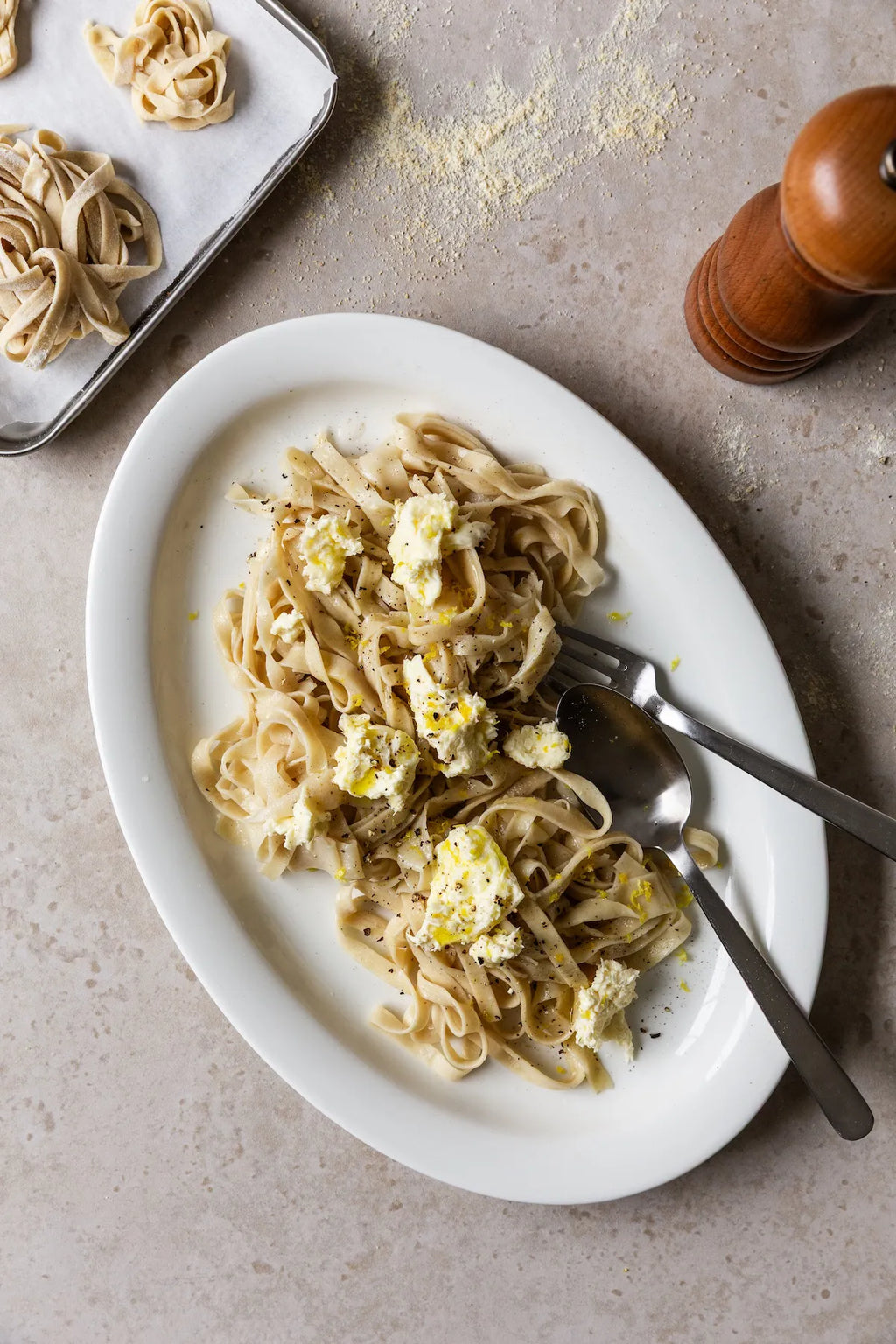 Hjemmelavet pasta med ærtemel