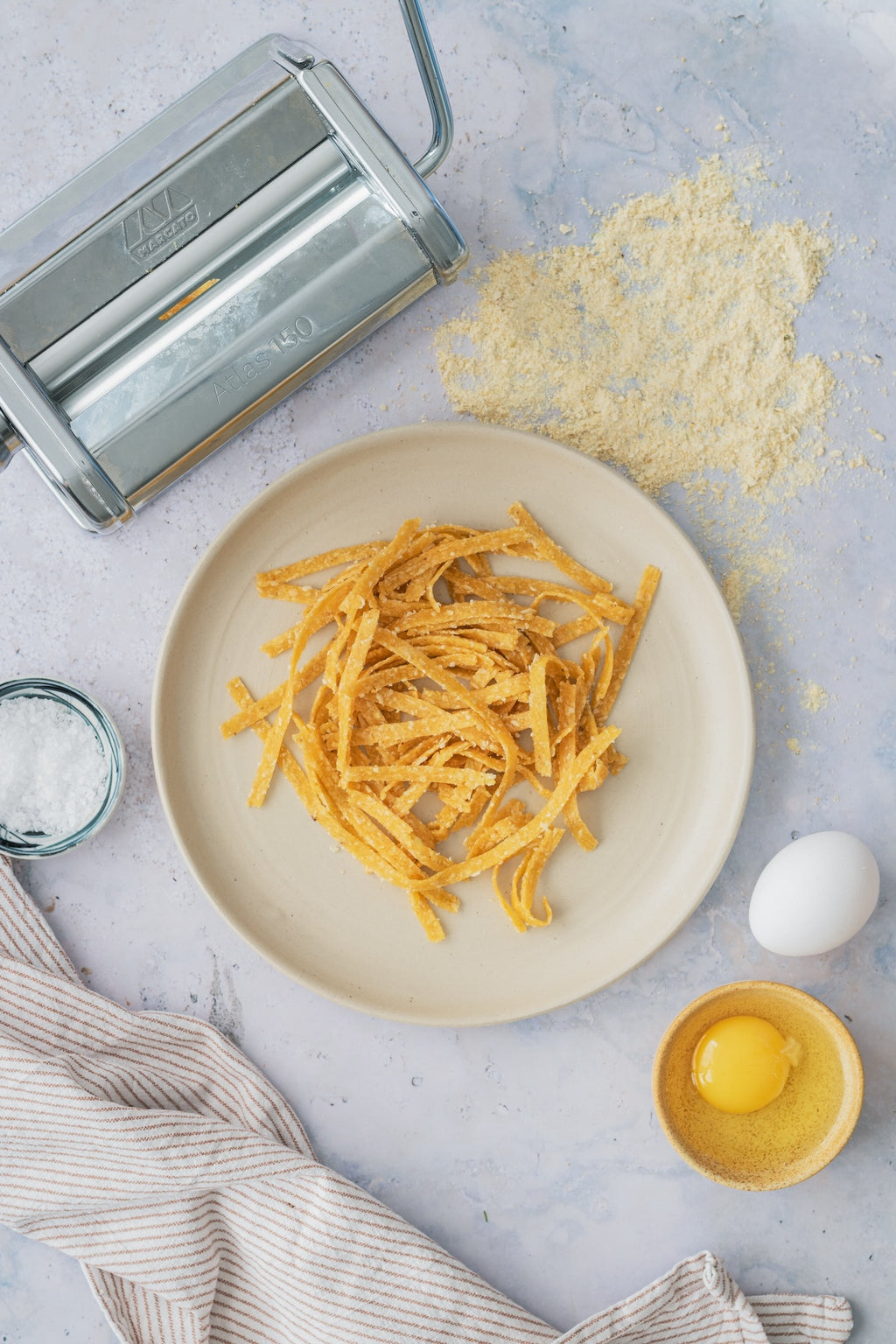 Hjemmelavet glutenfri pasta med ærtemel