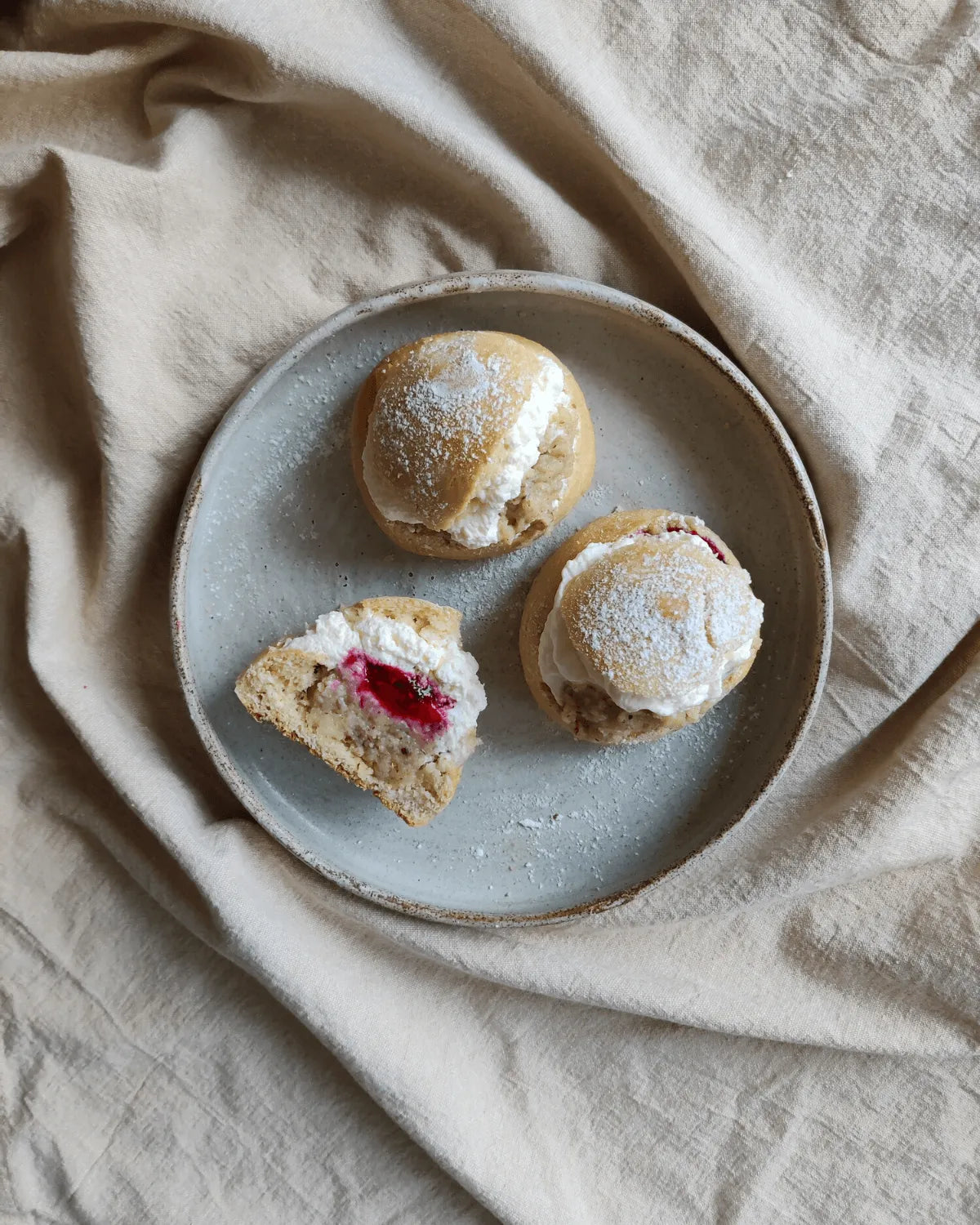 Semlor med ærtemel - Fastelavnsboller