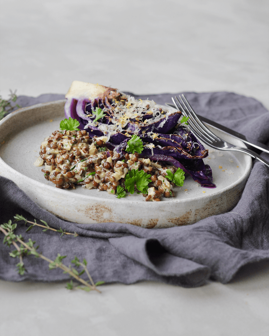 Stuvede Anicia linser med rødt spidskål