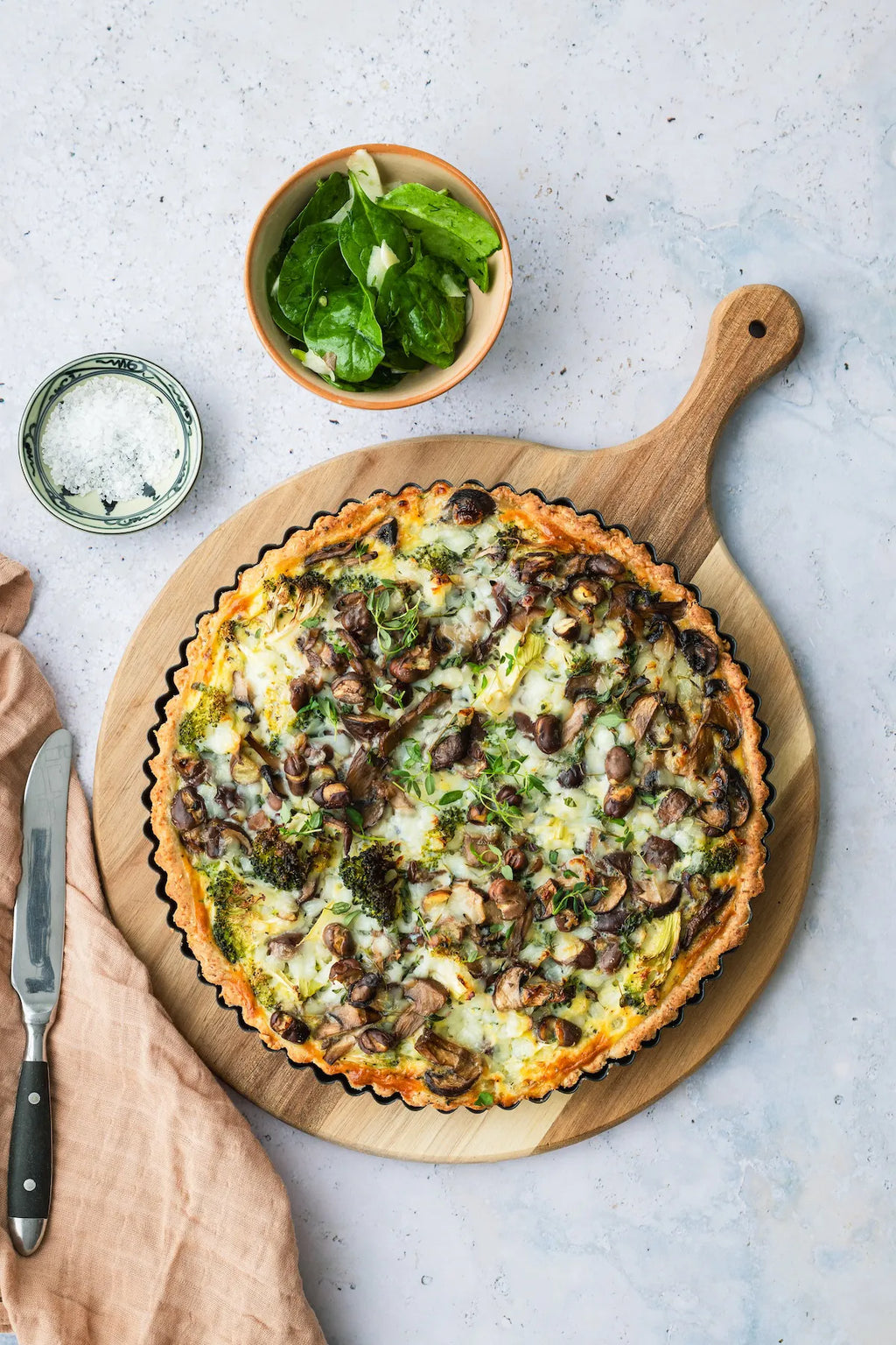 Tærte med broccoli, hytteost og hestebønner 